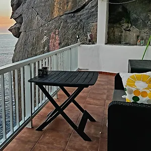 Sea Lover's Nest Apartment